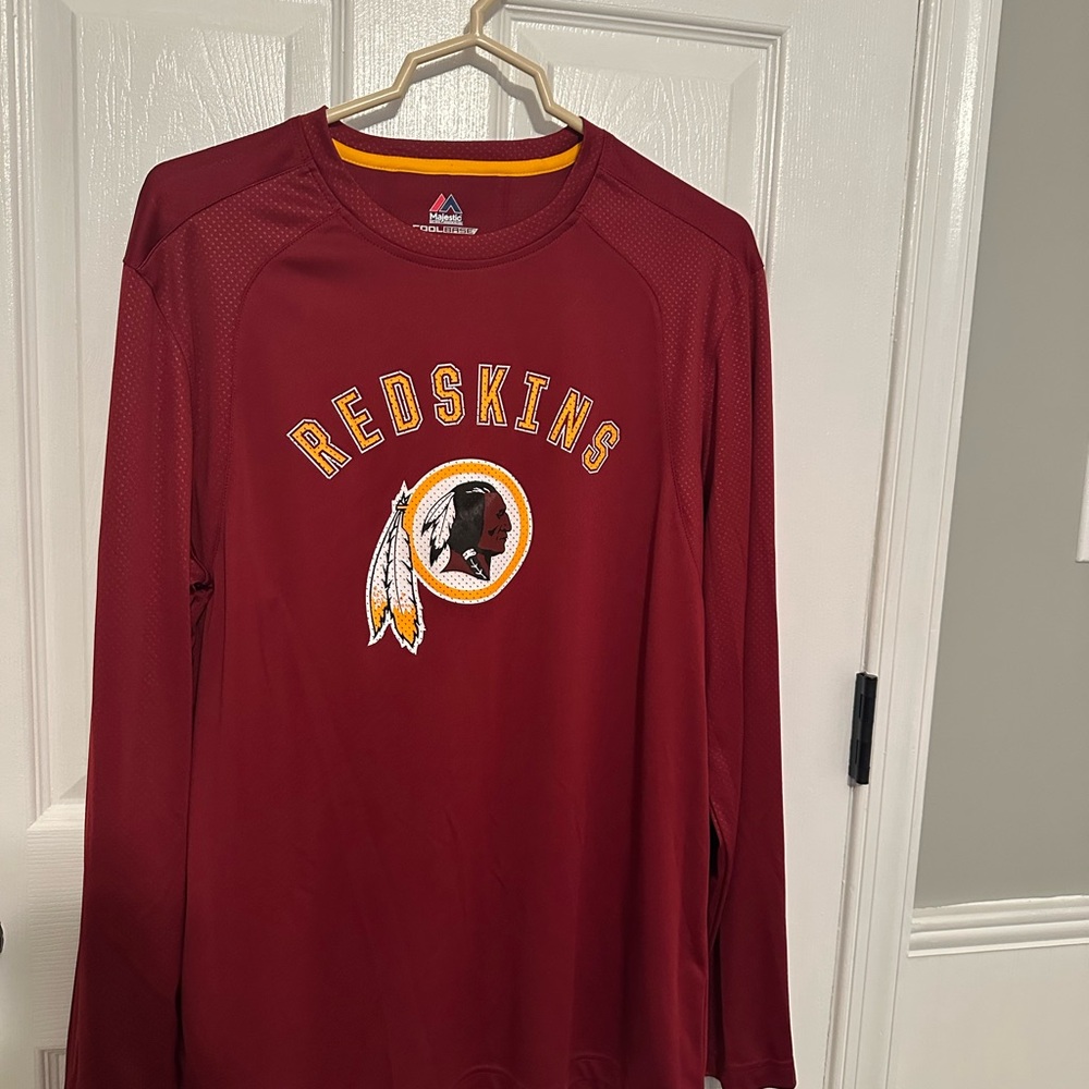 Majestic Burgundy Redskins Cool Base Shirt